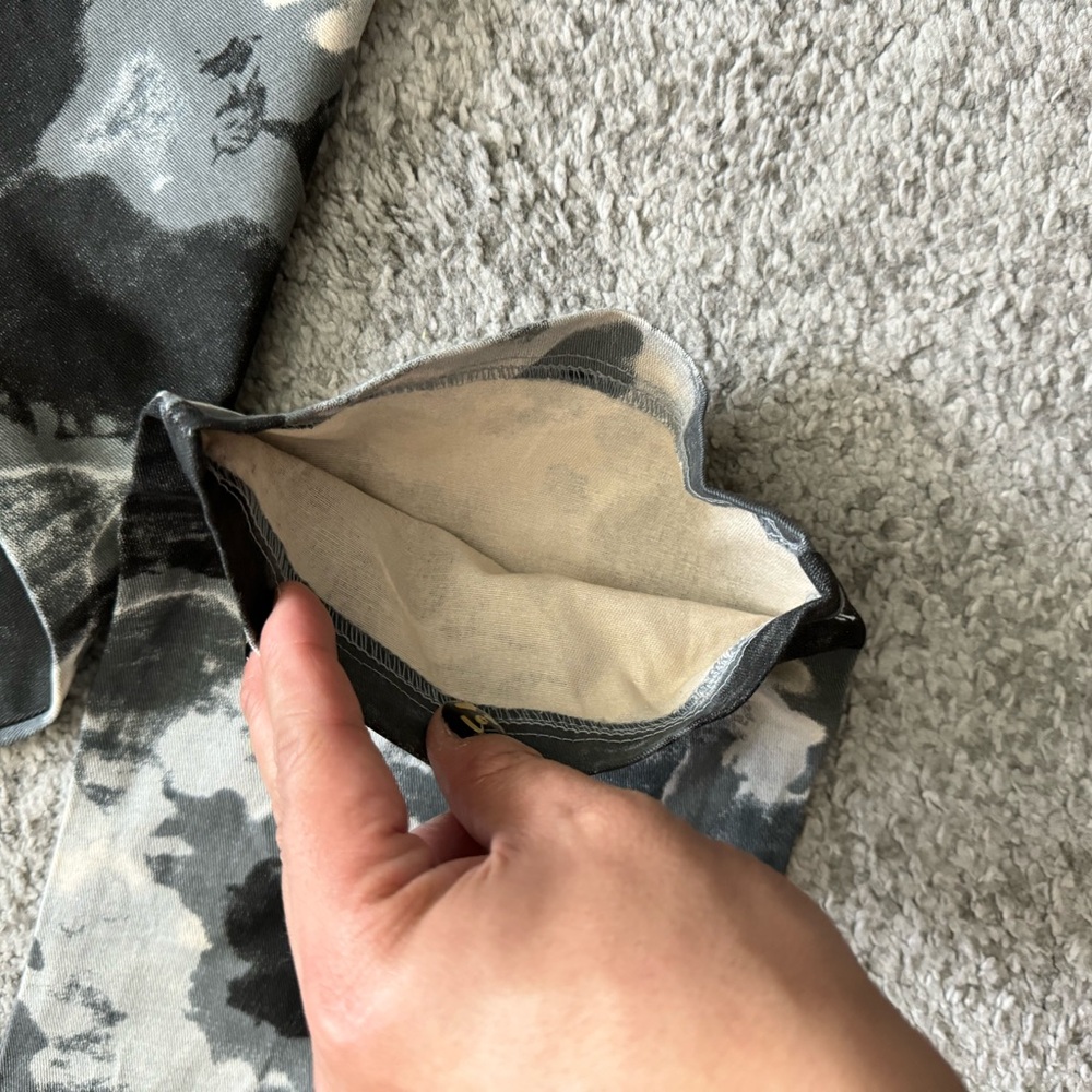 Printed Pants / Trousers - Picture 3 of 5